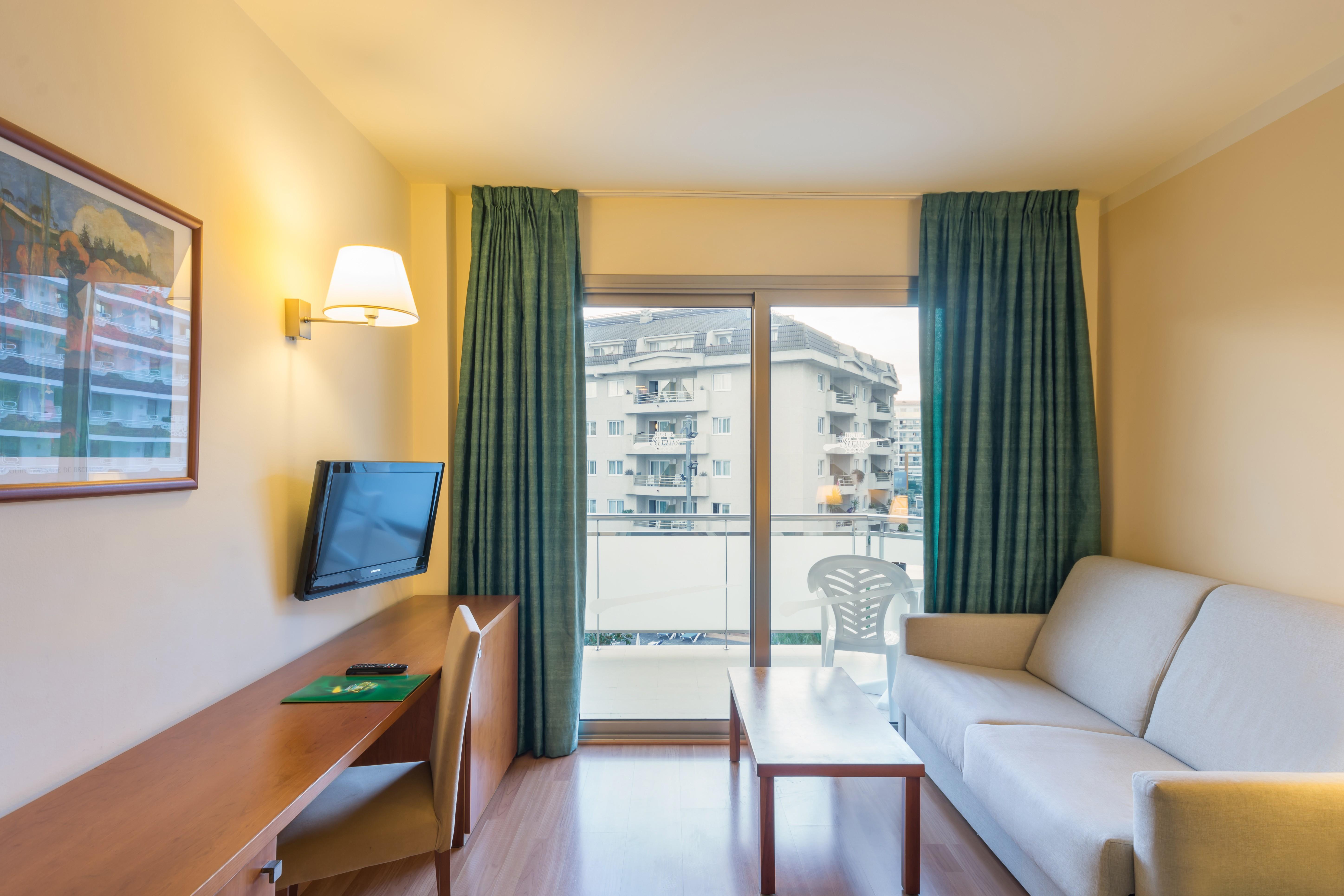 Hotel Dwo Sirius - Adults Only Santa Susanna Exterior foto