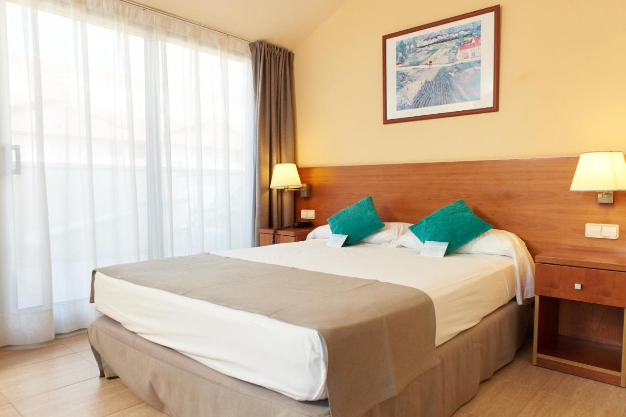 Hotel Dwo Sirius - Adults Only Santa Susanna Exterior foto