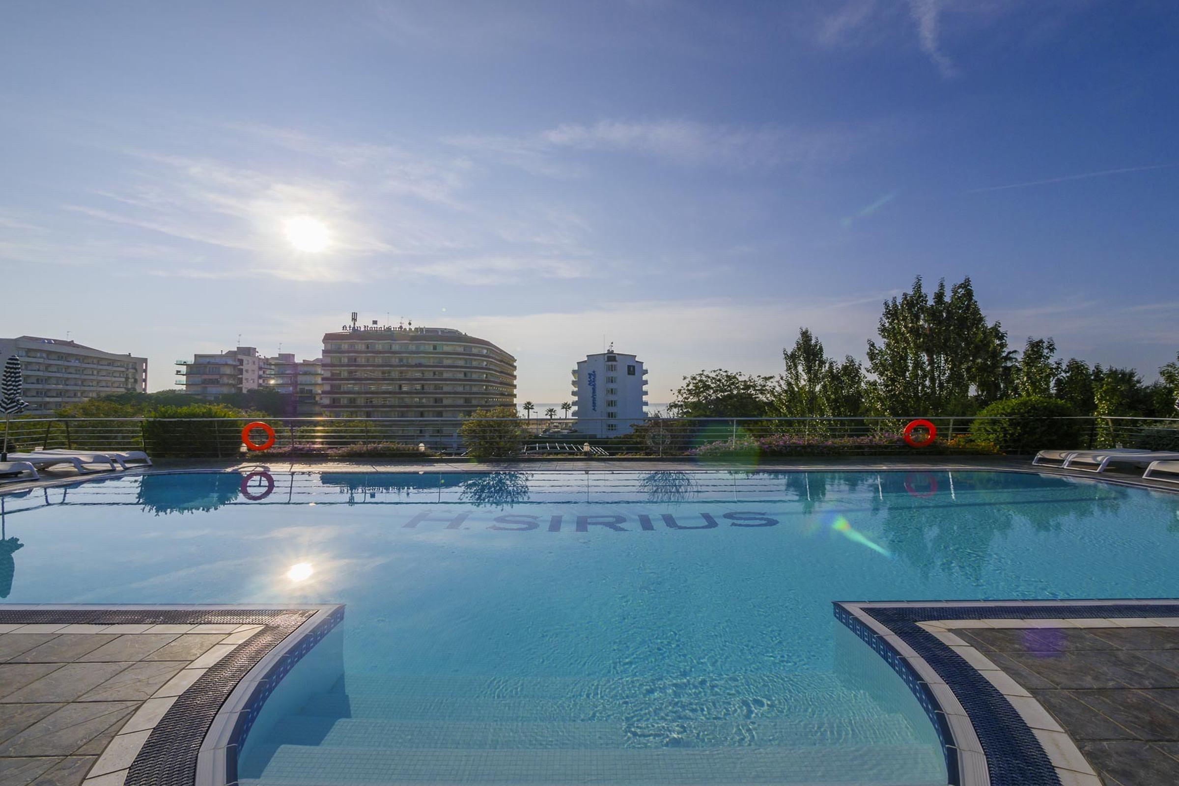 Hotel Dwo Sirius - Adults Only Santa Susanna Exterior foto