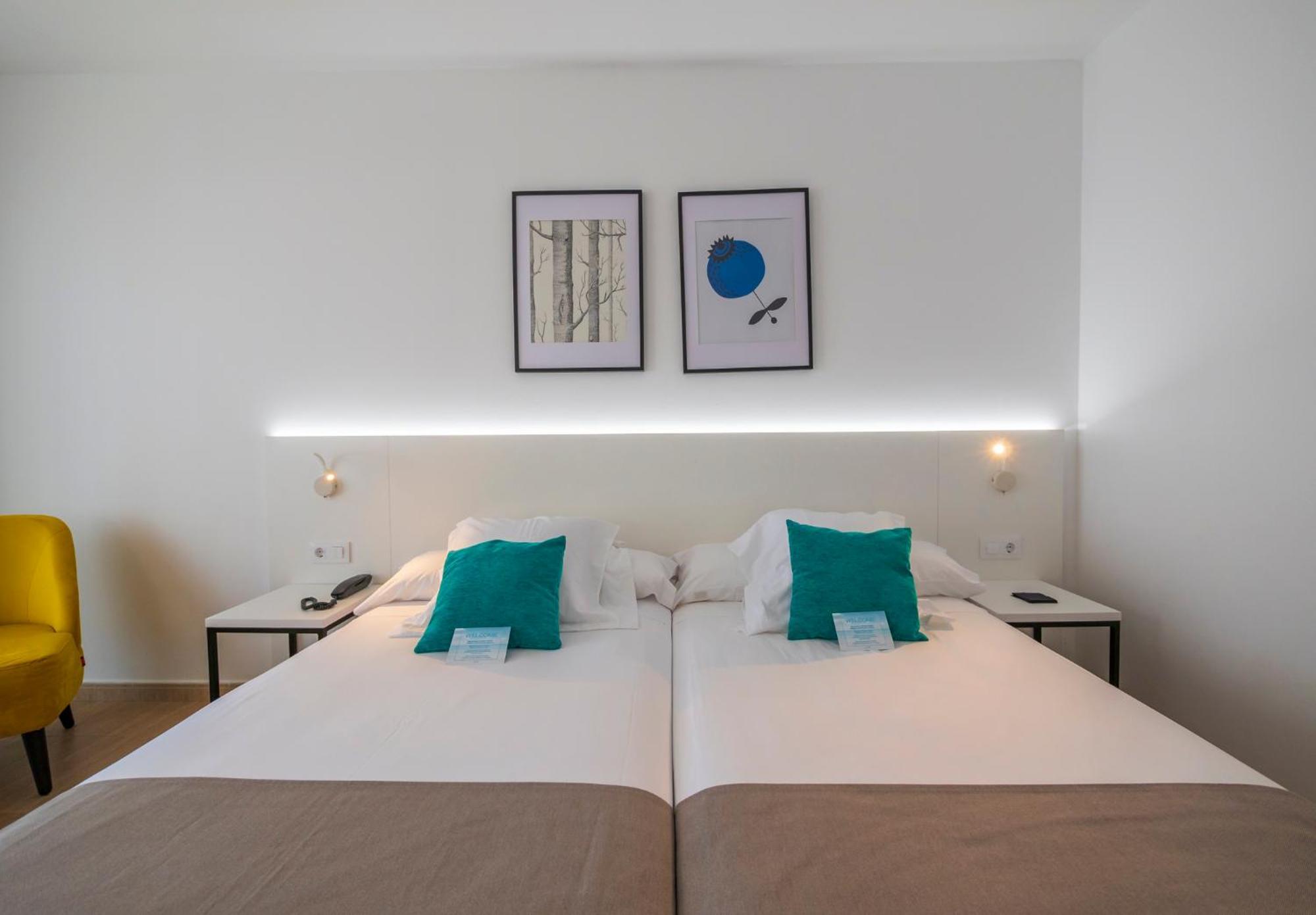 Hotel Dwo Sirius - Adults Only Santa Susanna Exterior foto