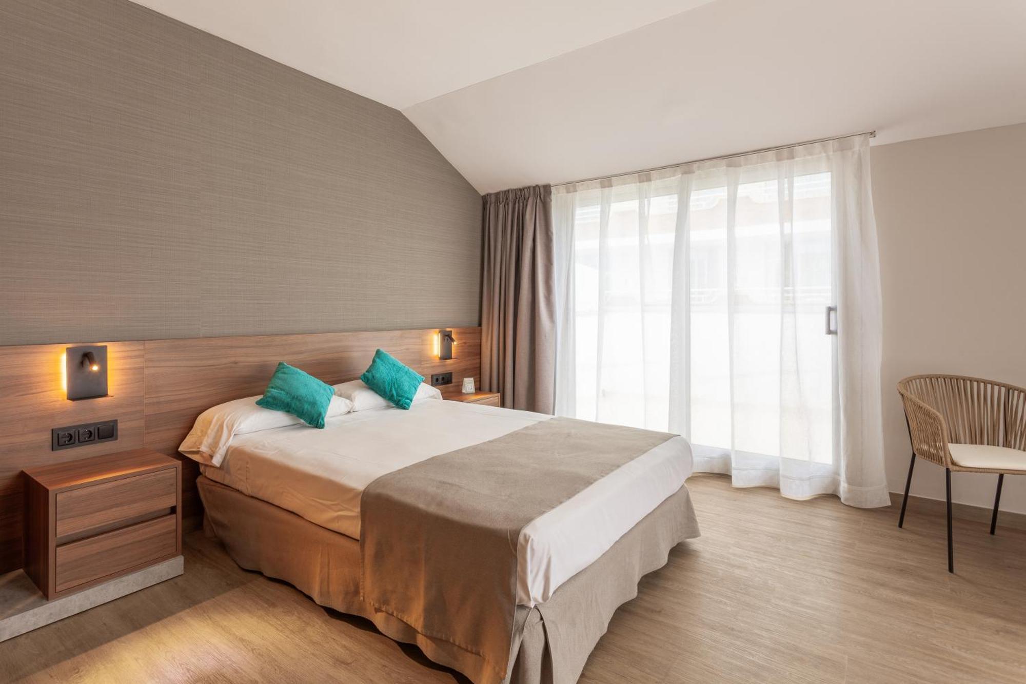Hotel Dwo Sirius - Adults Only Santa Susanna Exterior foto